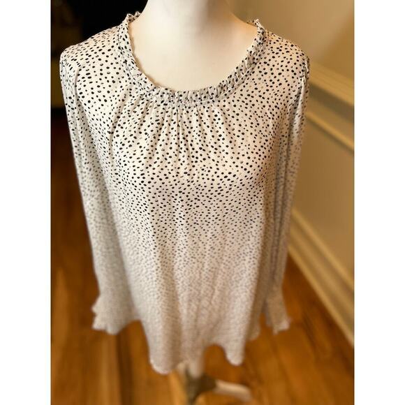 Carolina Belle White Black Dots Ruffle Neck Blouse Plus 2X - Picture 2 of 9